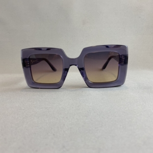 Lunettes de soleil Onassis Robert la Roche opticien stephanie u