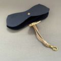 Etui en Cuir Nathalie Blanc à Pression Bleu Beige Opticien Stéphanie Danjou Cambrai