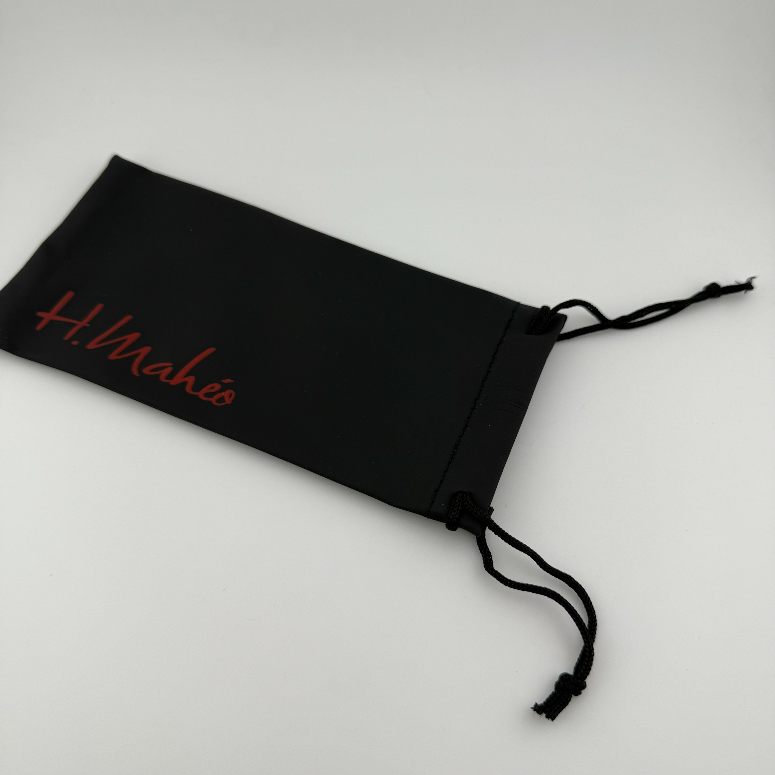 Etui à Lunettes Souple De la Marque H.Mahéo Coloris Noir