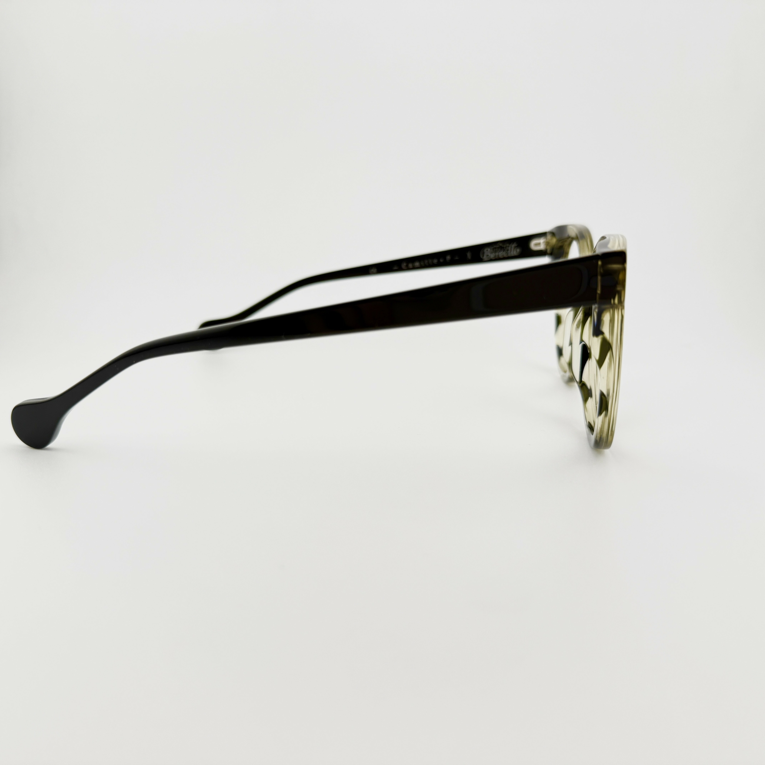 Lunettes De Vue Berecllo Modèle Peclet Coloris Ecaille Translucide